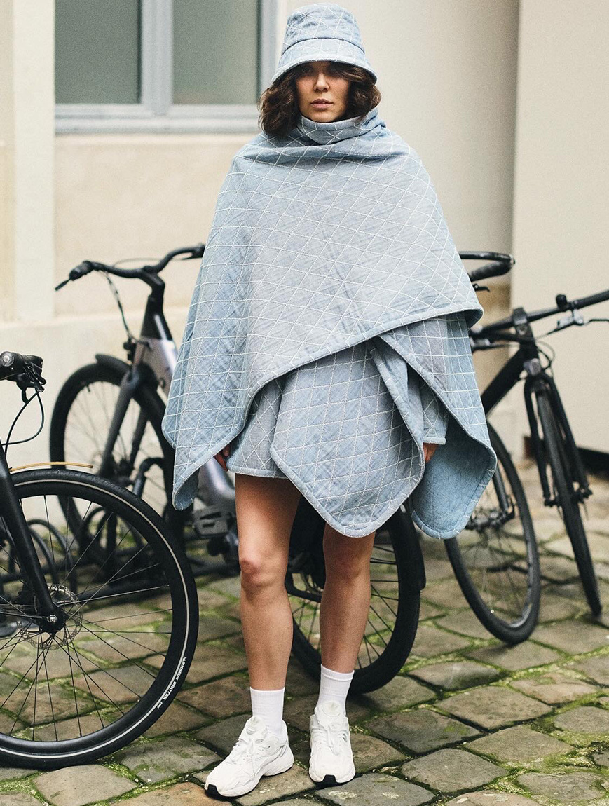 Пончо The Coat Блакитний